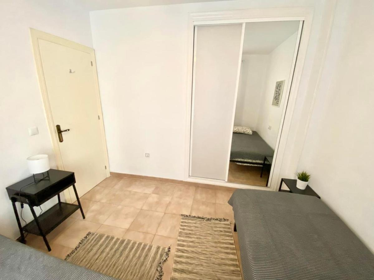 Locos Beach Holiday Apartments Torrevieja Kültér fotó